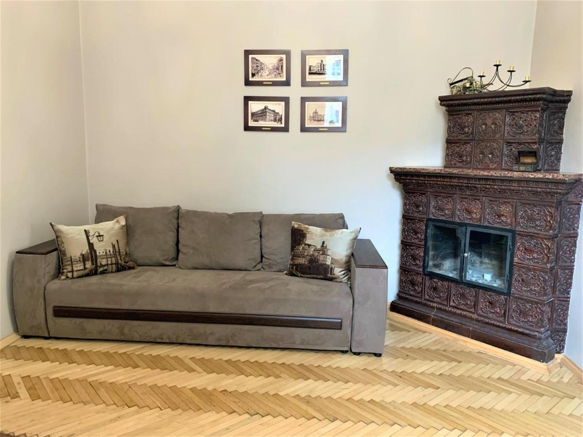 Glorious Apartment Near The Old City Lwów Zewnętrze zdjęcie
